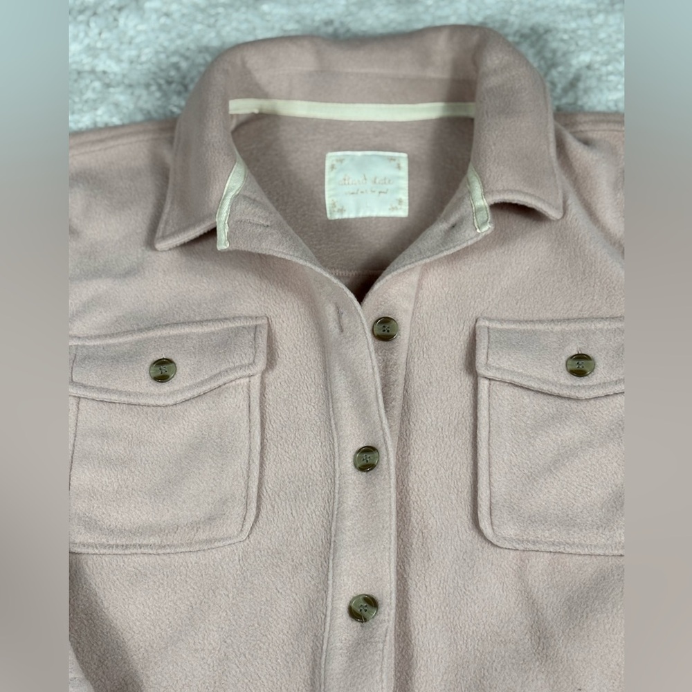 Altar’d State Women's Light Pink Button Up Cropped Fleece Jacket Size Large - Picture 2 of 9